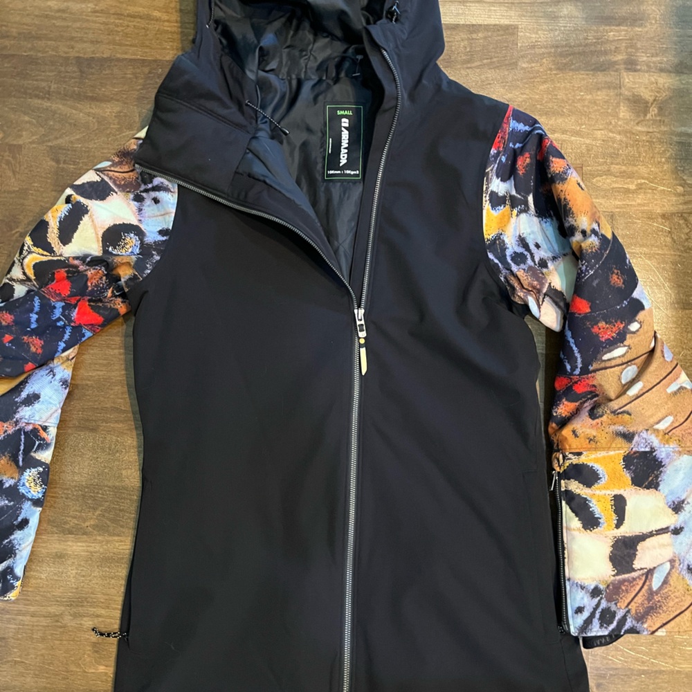 Armada Women's Insulated Ski Jacket - Black and Orange